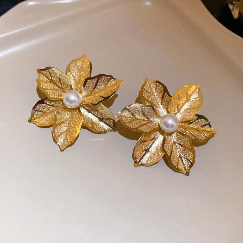 Wholesale Diamond Inlaid Flower Oval Pearl Alloy Earrings